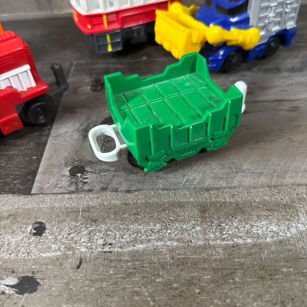 Fisher-Price GeoTrax Train‎ & Vehicle Lot Engines Fire Truck Dump Truck Bus